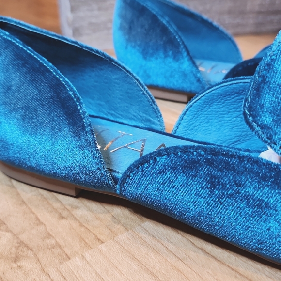 🆕️ Velvet loafer - Picture 9 of 12